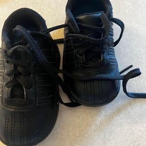Infant size 3.5 K-Swiss leather tennis shoes